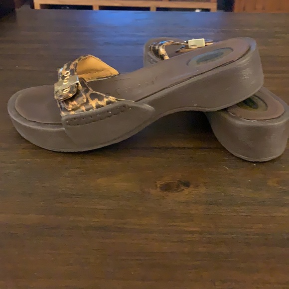 Vintage Dr. Scholl’s Clogs. - Picture 2 of 11